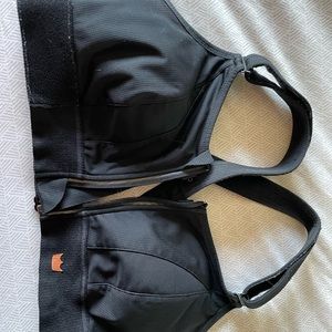 SheFit 1Luxe Sports Bra